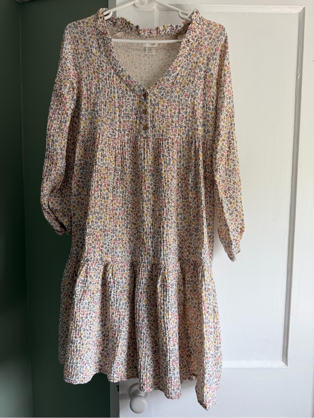 Maternity/postpartum floral dress